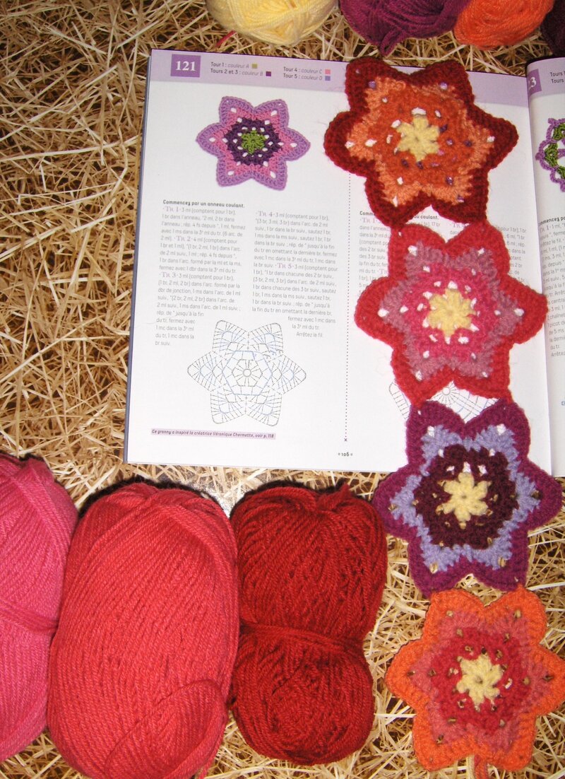 crochet_guirlande_fleurie_en_grannies__quatre_fleurs_7_janvier_2014