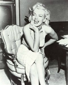 marilyn-monroe-les-hommes-preferent-les-blondes