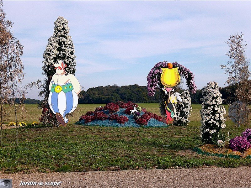 Axtérix, Obélix et des menhirs de chrysanthèmes à St-Florent (18