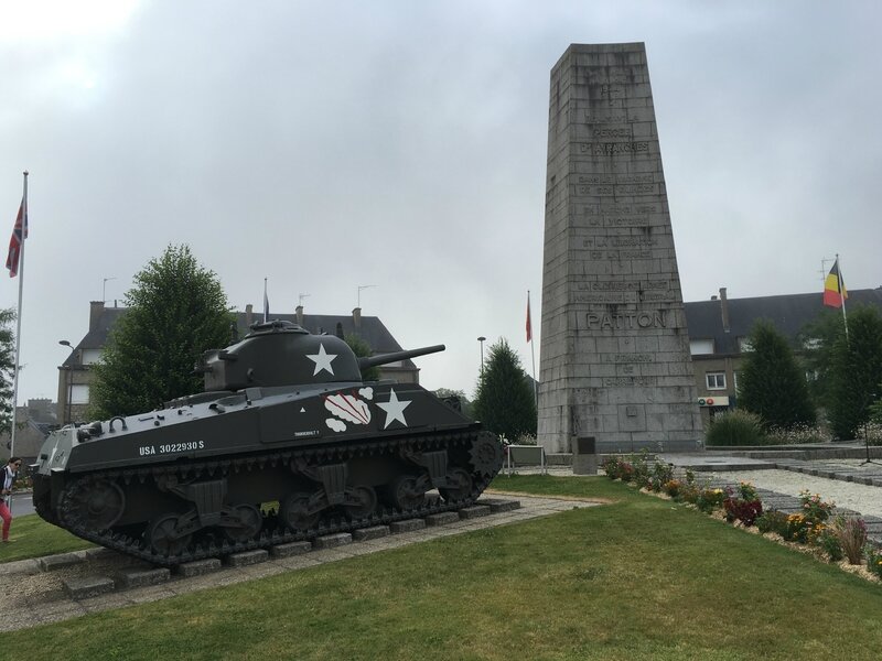 place Patton Avranches sherman