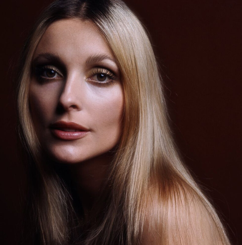 1969-sharon_tate-by_terry_o_neill-2
