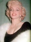 1953_Gala010_BlackDressWhiteFur_00100