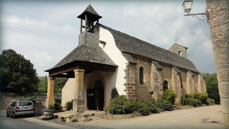 01 08 027 Eglise de la Bouysse St Côme d'Olt-001
