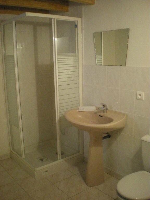 Salle de bain buanderie rez de chaussée en 2000