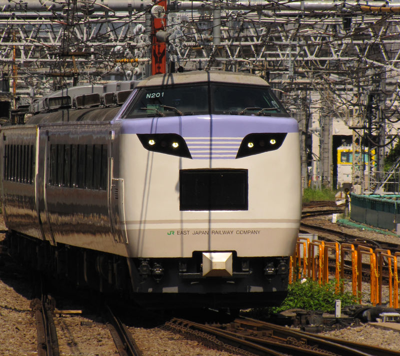 '彩 Irodori' JR 485系