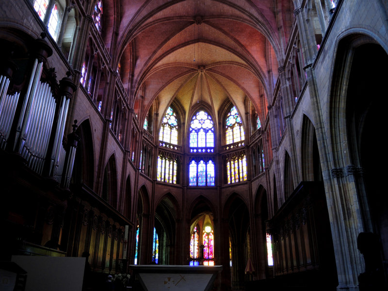 Nevers, Cathédrale Saint-Cyr-et-Sainte-Julitte, choeur