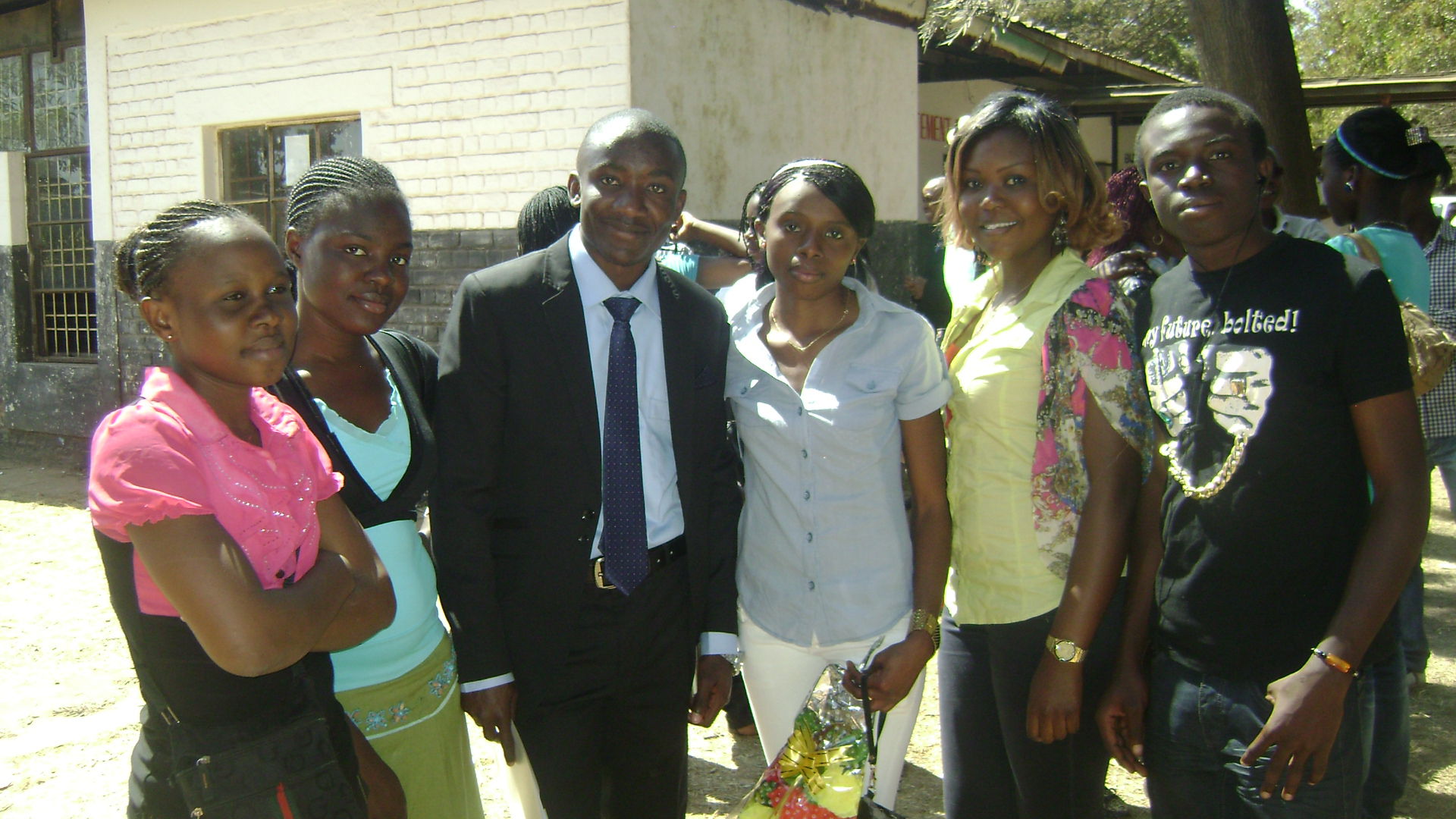 Avec cetains de ceux qui m'accompagnaient, avant la défense