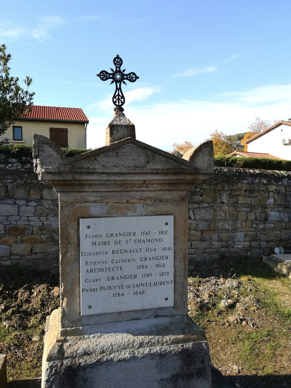 tombe Étienne Catherin Grangier, architect (1784-1862) (1)