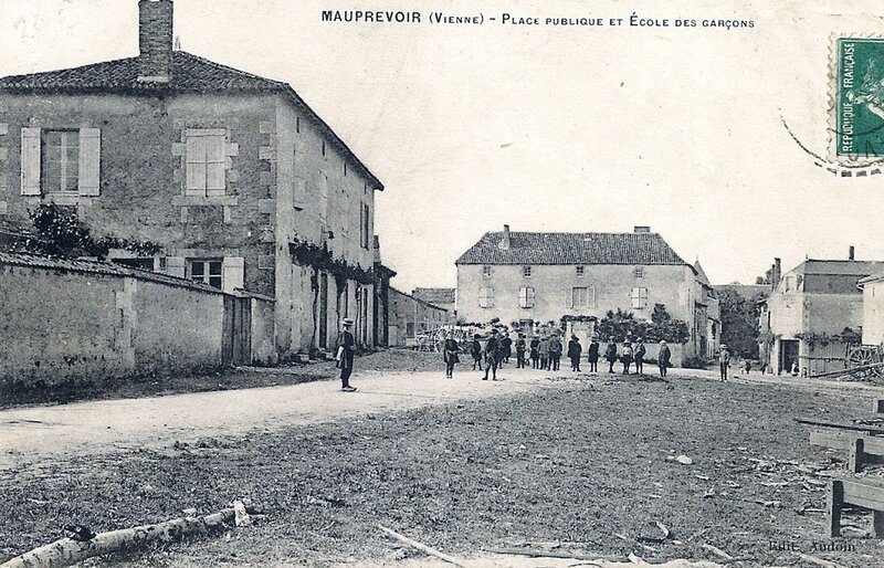 1919-08-15 - Maurpévoir école