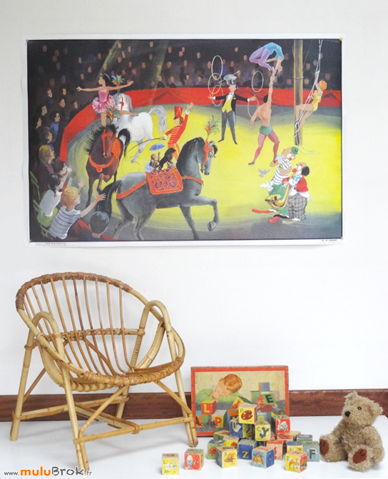 AFFICHE-OGE-Le-cirque-Fauteuil-rotin-enfant-muluBrok-Vintage