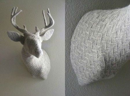 Trophées de chasse tricotés par Rachel Denny