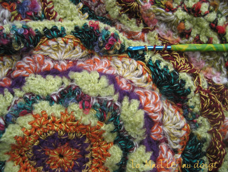 Echarpe_multico_crochet_coquille_6