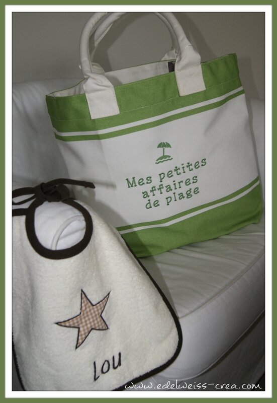 Sac de plage brodé vert - sac esprit foutas - bavoir personnalisé pour bébé