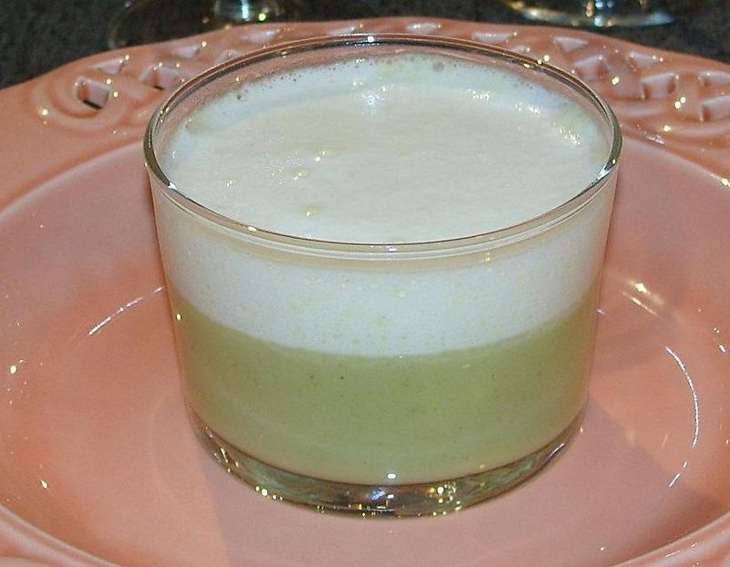 Potage aux brocolis et son émulsion de reblochon