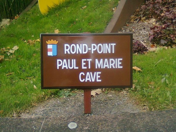 rond-point Cave 1