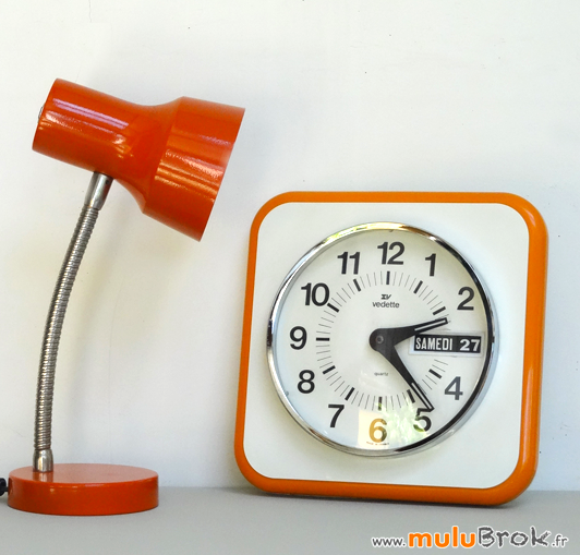 HORLOGE-VEDETTE-DATEUR-Orange-Déco-Vintage-1-muluBrok-Brocante