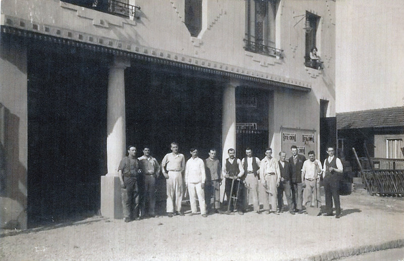 Les maçons du Royal cinéma ALG