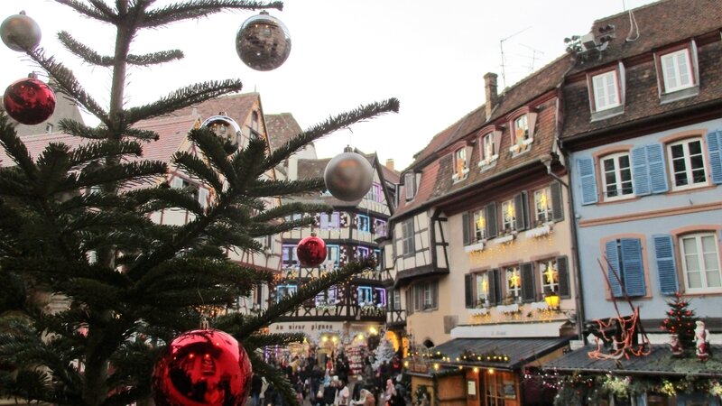 maisons et sapin