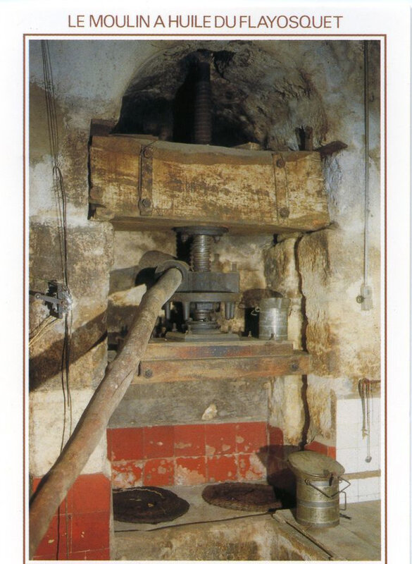 Moulin-2