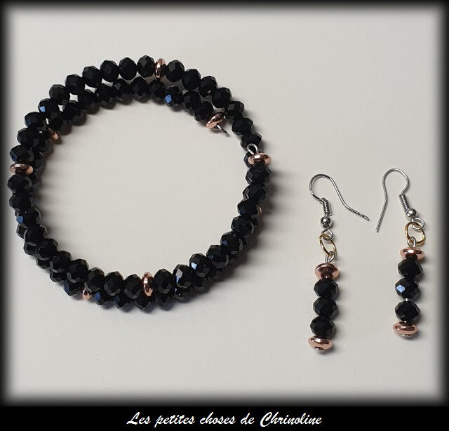 bracelet noir petites perles à facettes noires brillantes et bo