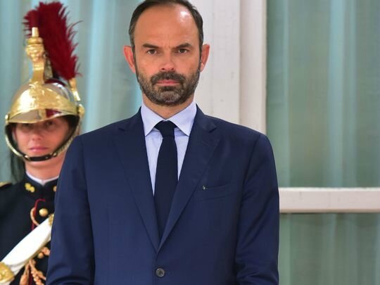 Edouard-Philippe-trouve-t-il-qu-Emmanuel-Macron-prend-trop-de-place_exact540x405_l