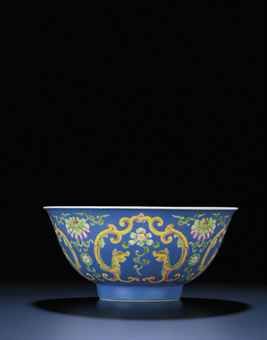 a_fine_and_extremely_rare_falangcai_kui_dragons_bowl_qianlong_blue_ena_d5448125h