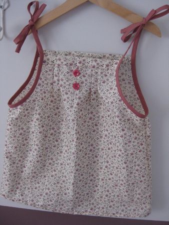 haut_a_bretelle___U___basique_pour_petites_filles_0