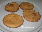 Tartelettes_p_te_maison_aux_gariguettes_et_compot_e_de_pommes_007