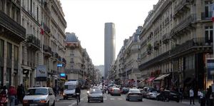 Rue_de_Rennes_et_Tour_Montparnasse