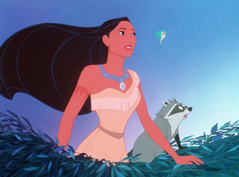 Pocahontas a un tour de taille de 25cm a vue de nez
