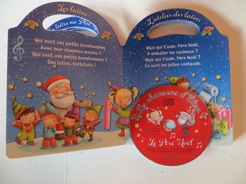Le Père Noël Chante avec Elsa