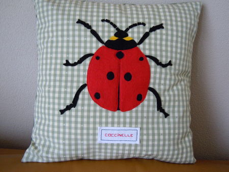 Coussin_coccinelle