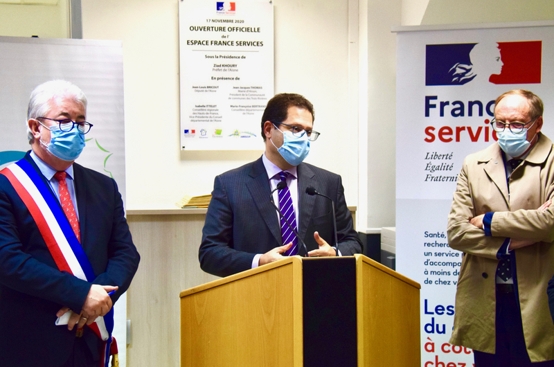ESPACE FRANCE SERVICES INAUGURATION 2020 Ziad Khoury micro