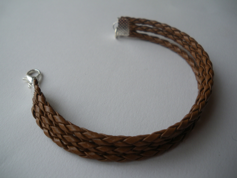 Bracelet (3)