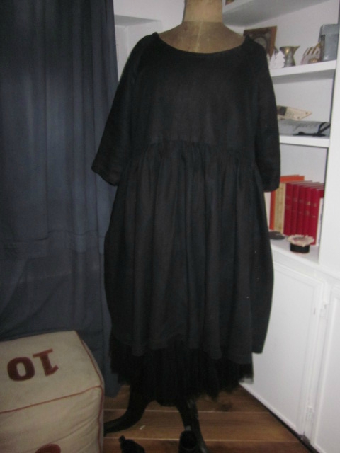 Robe RAYMONDE en lin noir (9)