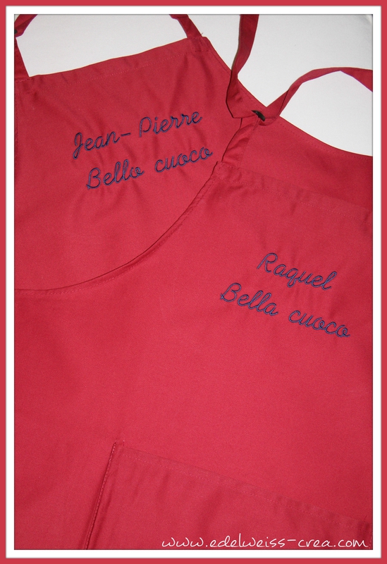 Tablier de cuisine rouge broderie message personnalisé