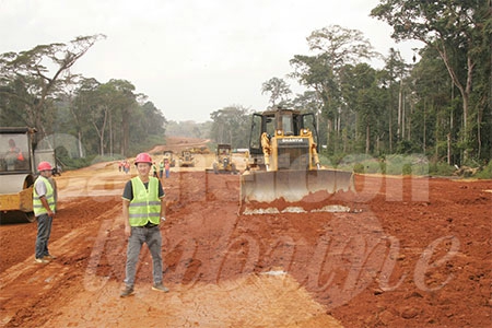 travaux-new-autoroute-douala-yaounde