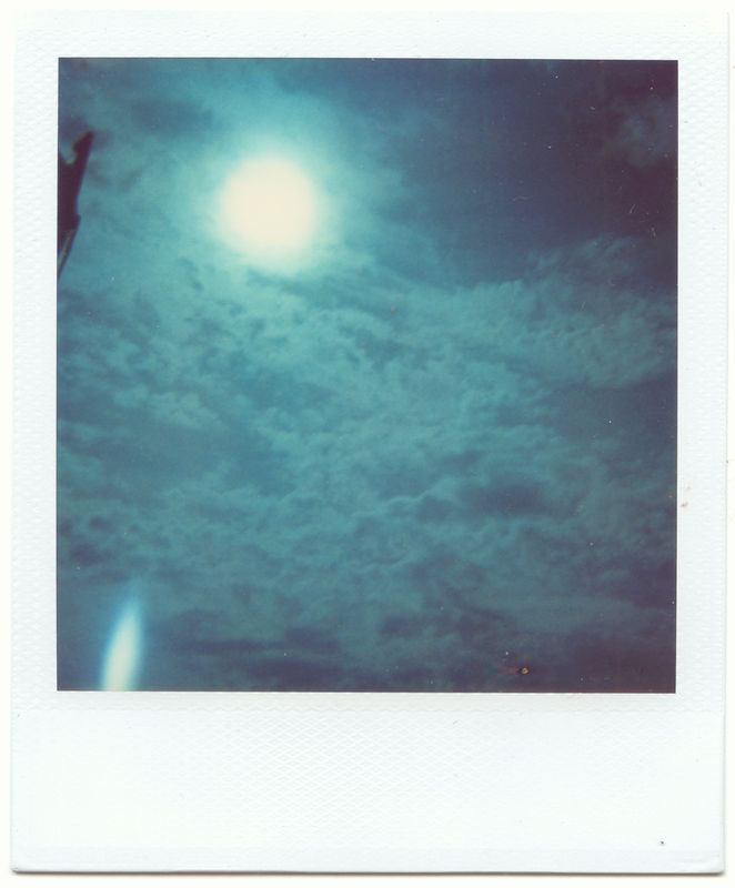 le ciel est bleu