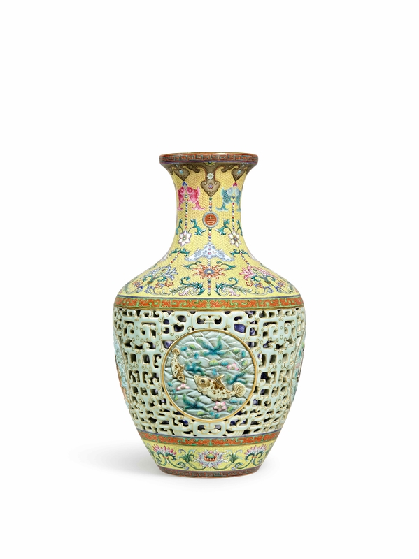 The_Yamanaka_Reticulated_Vase__Qianlong_mark_and_period__1736_1795_