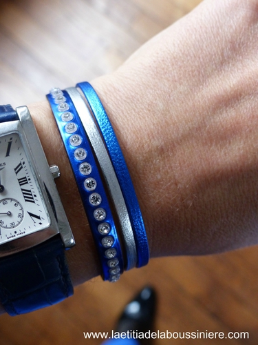 Bracelet Manchette cuir (bleu roi)