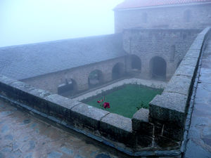 Saint_Martin_du_Canigou_x