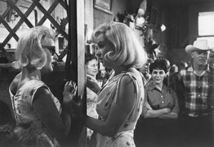 evelyn_moriarty_et_marilyn_1961_misfits_1