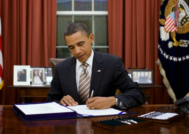 Barack obama signing another executive order