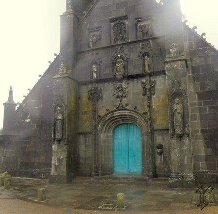 22_Hopital Camfrout_porche église