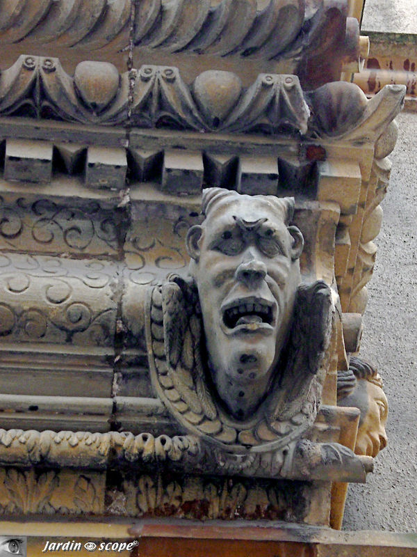 La fameuse Maison des Têtes à Colmar (détails)