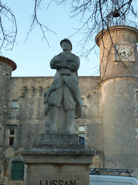 Lussan (30)