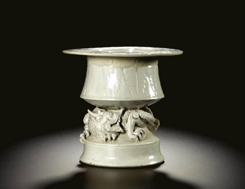 An extremely rare 'Ding' lamp, Northern Song-Jin dynasty