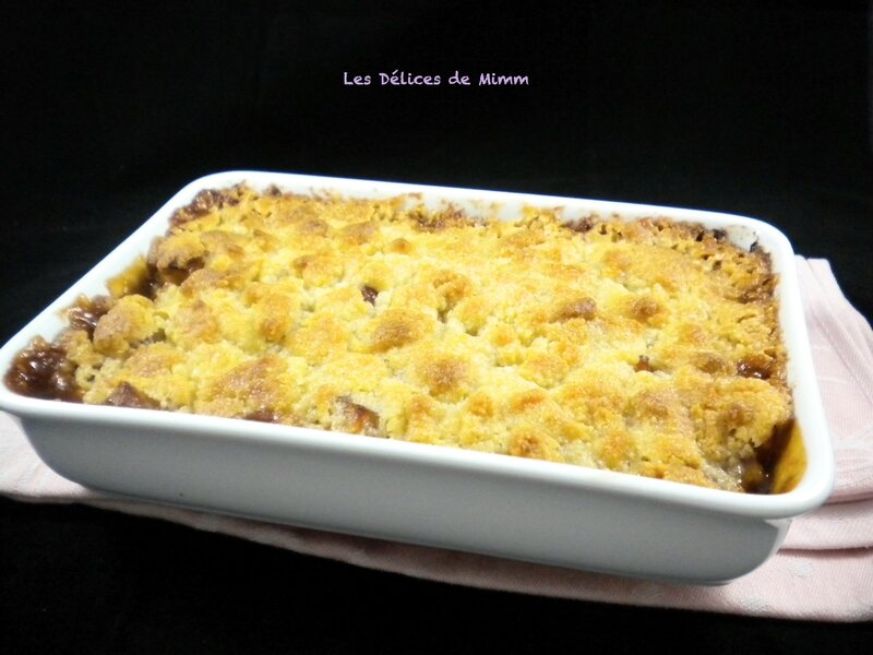 Crumble aux pommes et caramel au beurre salé de Cyril Lignac