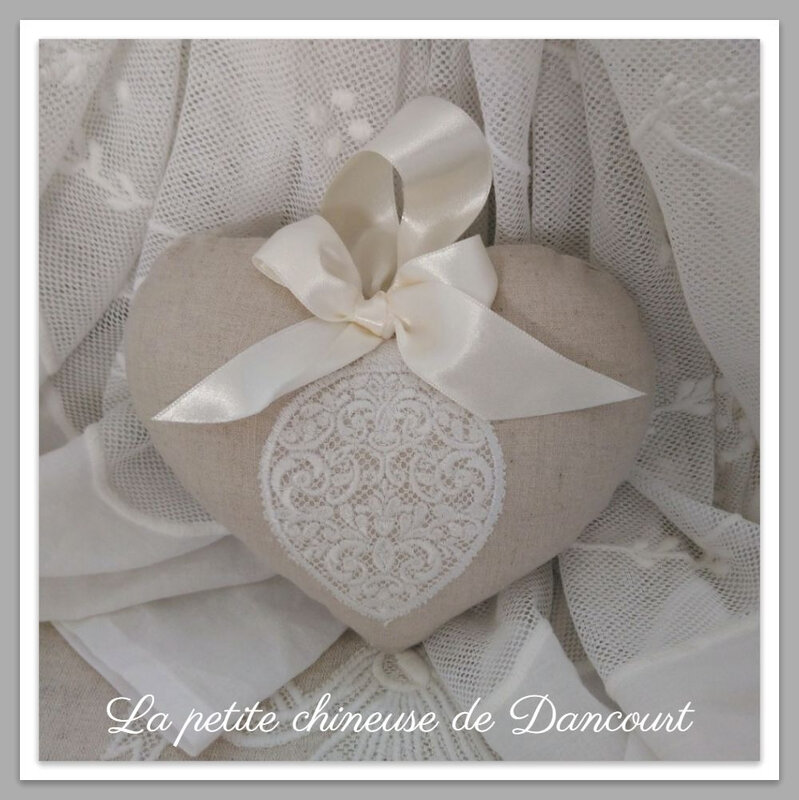 A retrouver dans la boutique http://www.lapetitechineusededancourt.com