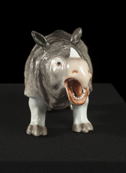 meissen-statuette-representant-un-rhinoceros-1368701694193117